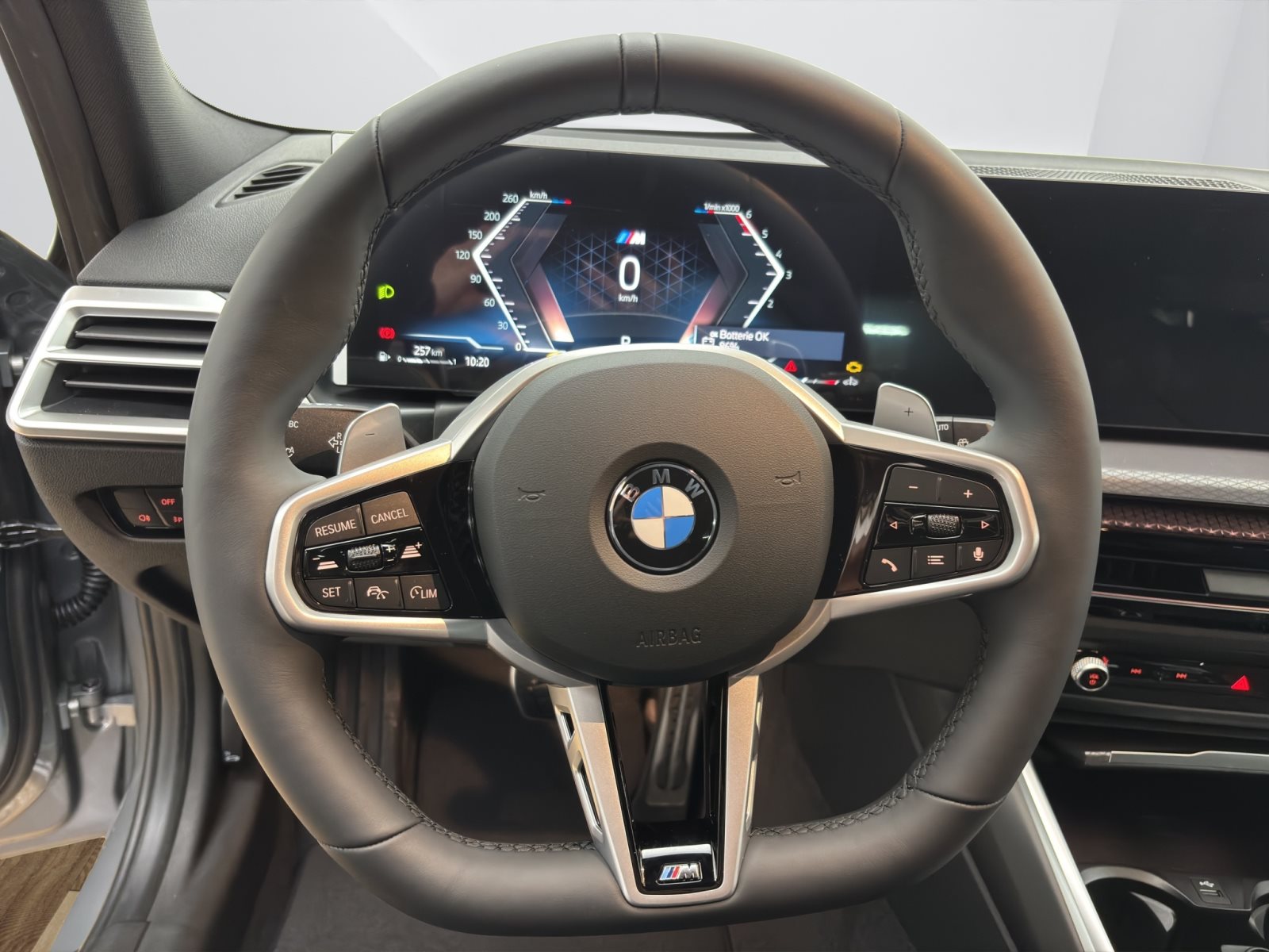 Fahrzeugabbildung BMW 320d xDrive Touring [M Sport Pro, HUD, AHK, ACC, 19 LMR]