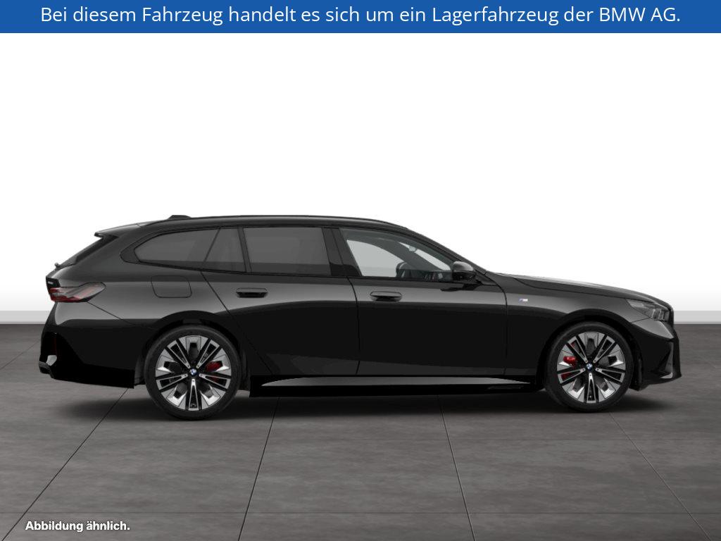 Fahrzeugabbildung BMW i5 eDrive40 Touring