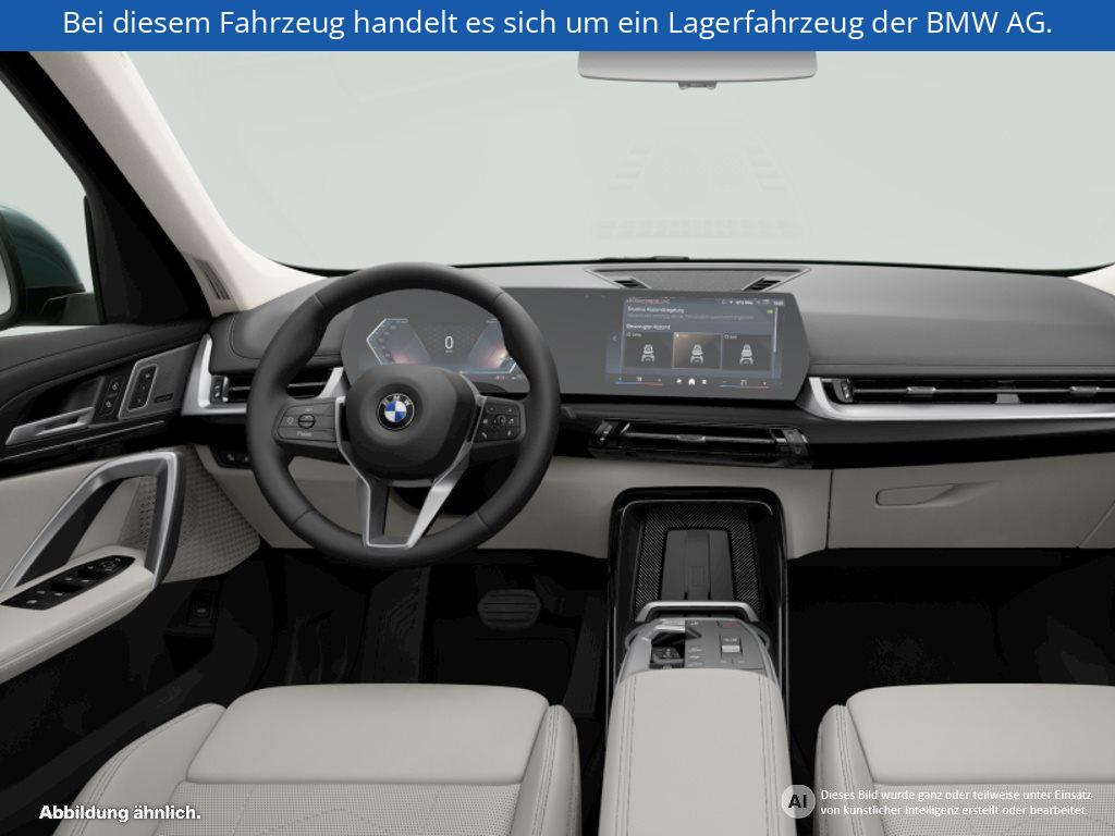 Fahrzeugabbildung BMW X1 sDrive20i