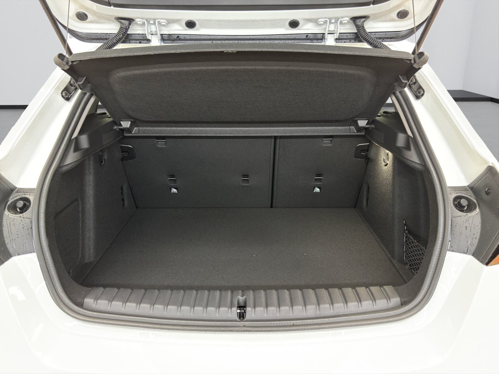 Fahrzeugabbildung BMW 120 [M Sport, Navi, 18 LMR, RFK, SHZ, LED]