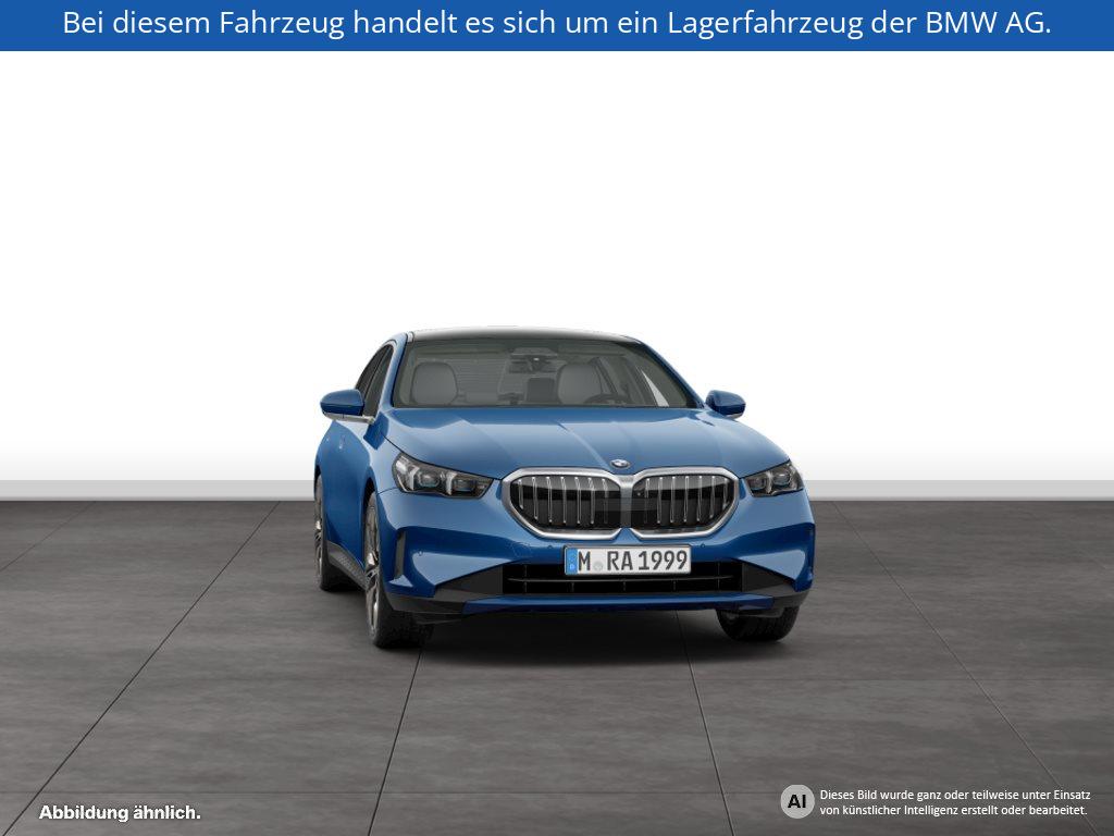 Fahrzeugabbildung BMW 540d xDrive Limousine