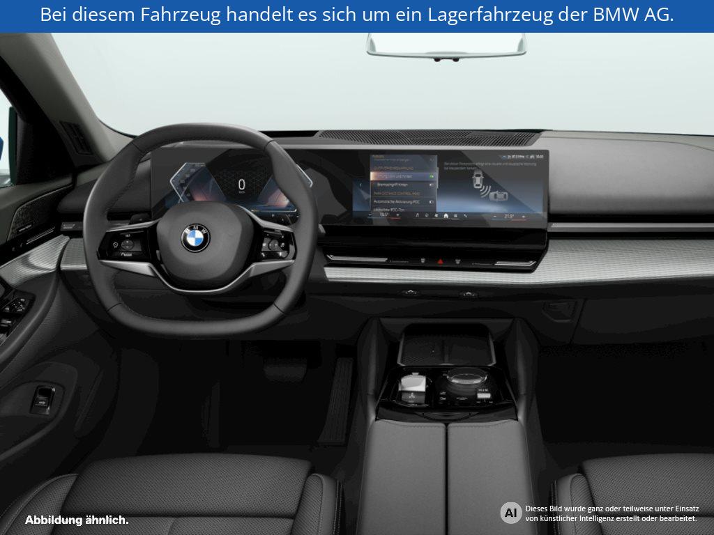 Fahrzeugabbildung BMW 540d xDrive Limousine