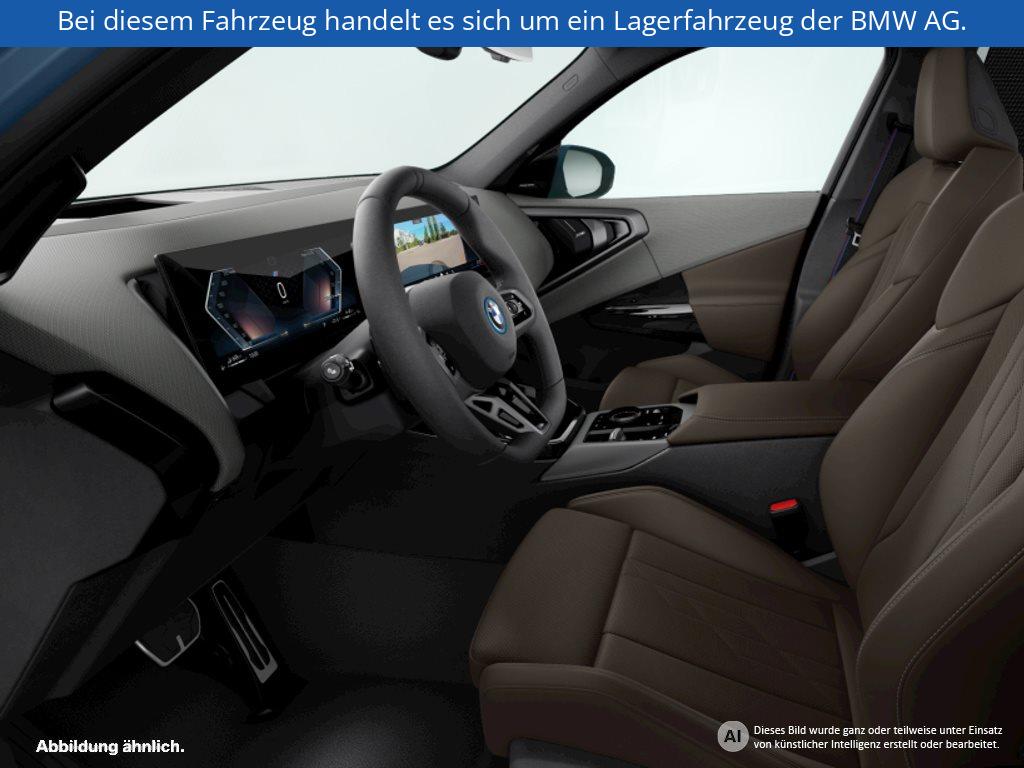 Fahrzeugabbildung BMW X3 30e xDrive