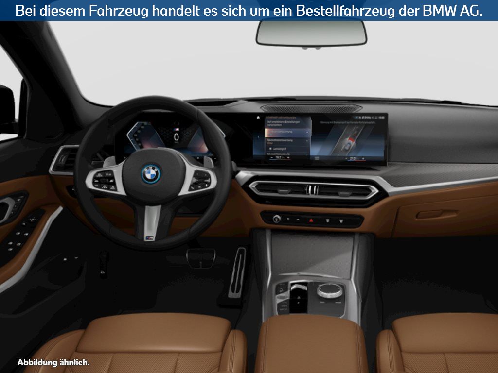 Fahrzeugabbildung BMW 330e xDrive Touring