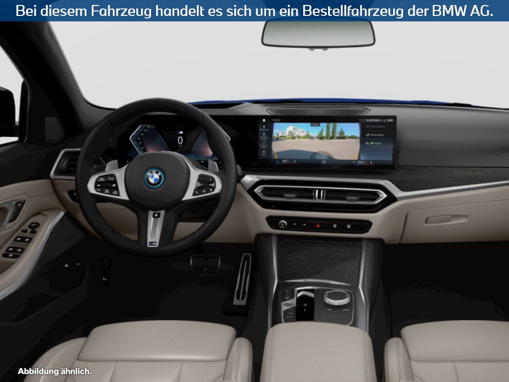 Fahrzeugabbildung BMW 330e xDrive Touring