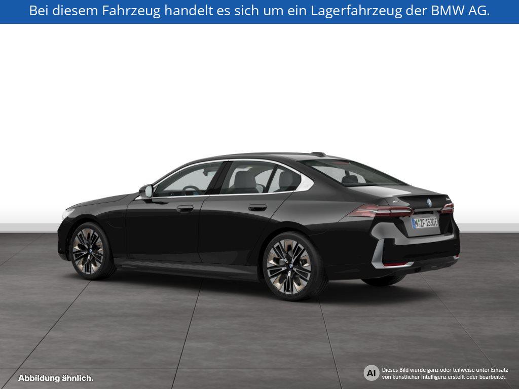 Fahrzeugabbildung BMW 550e xDrive Limousine