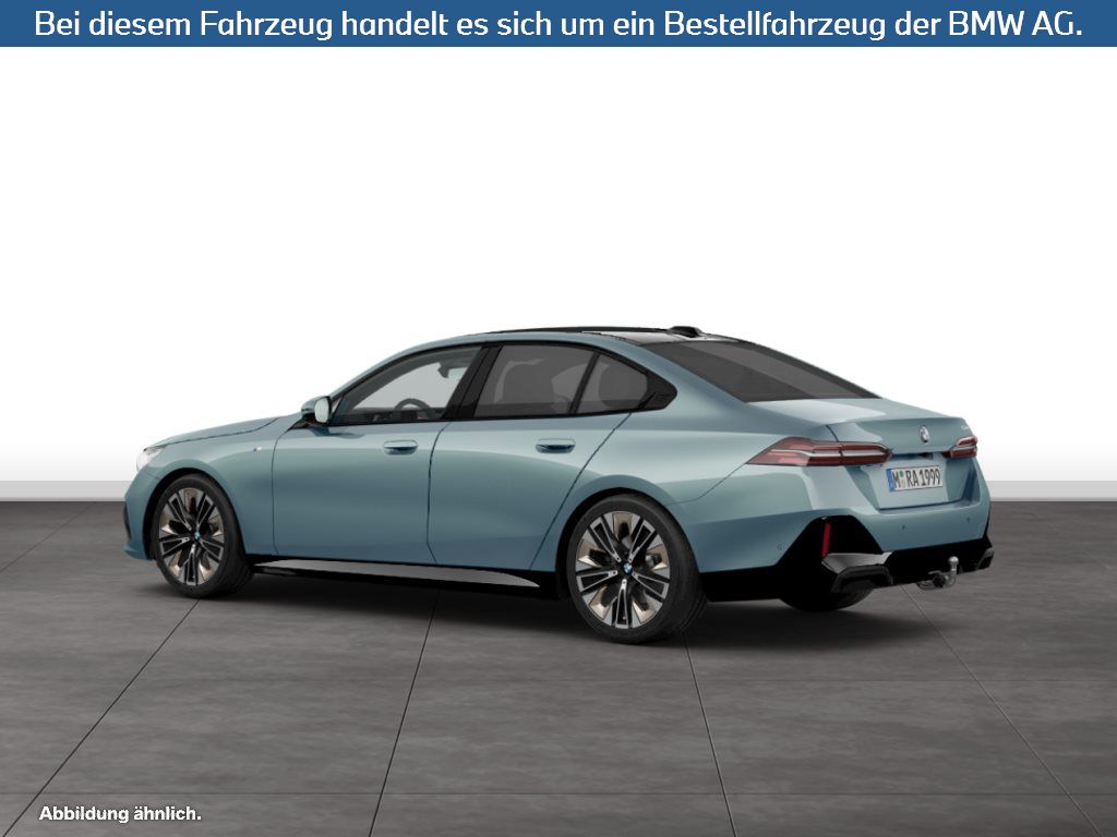 Fahrzeugabbildung BMW 520i Limousine