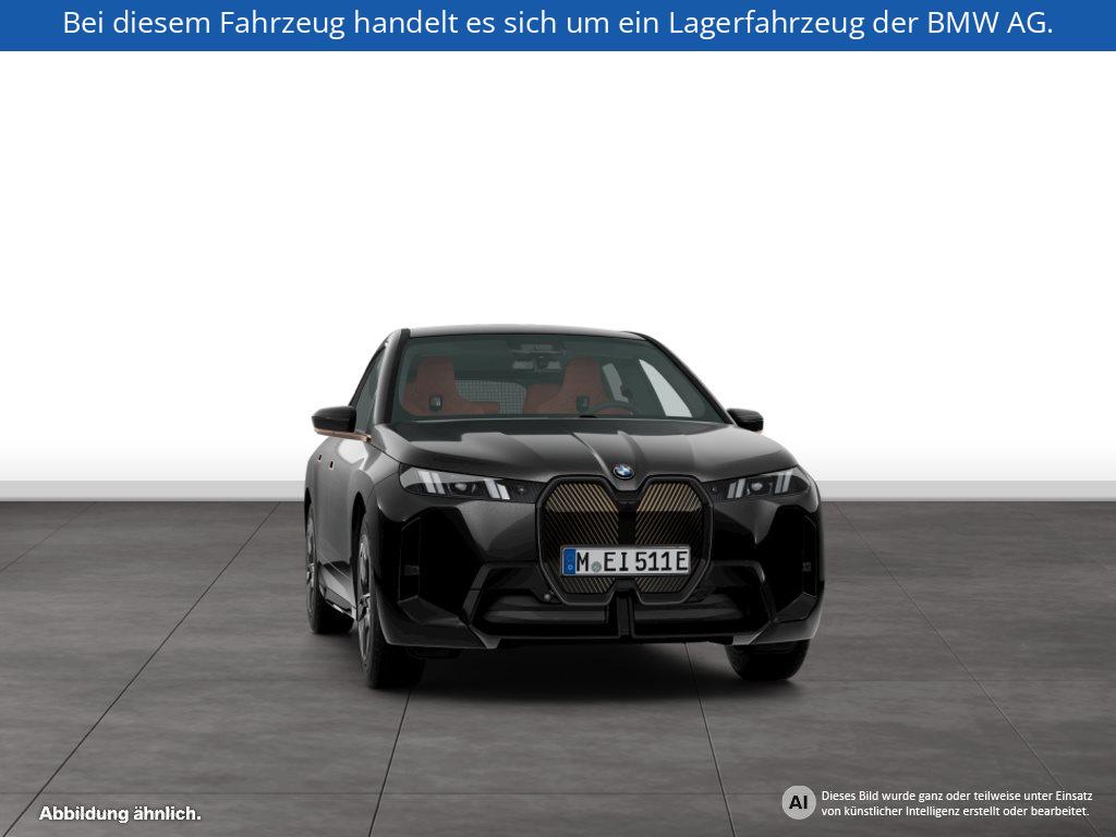 Fahrzeugabbildung BMW iX xDrive45