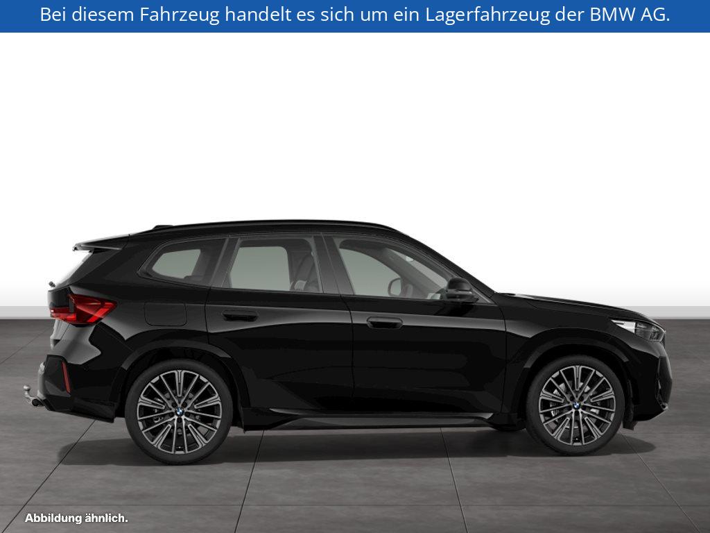 Fahrzeugabbildung BMW X1 xDrive23i