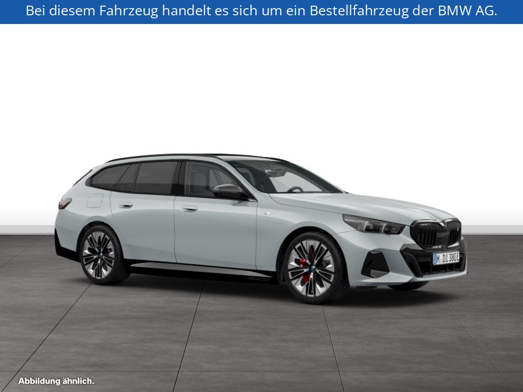 Fahrzeugabbildung BMW i5 eDrive40 Touring