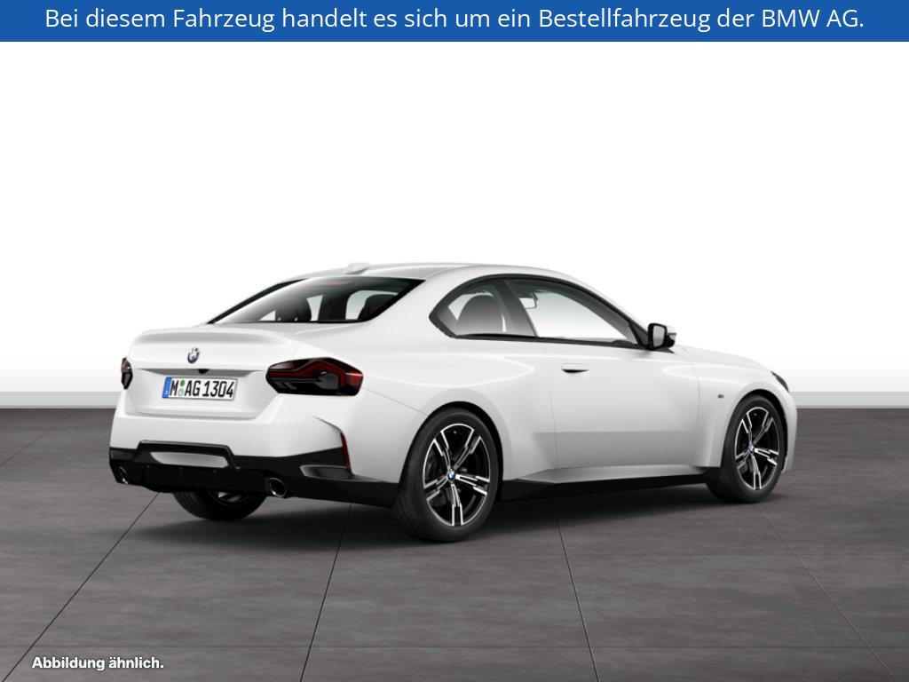 Fahrzeugabbildung BMW 218i Coupé