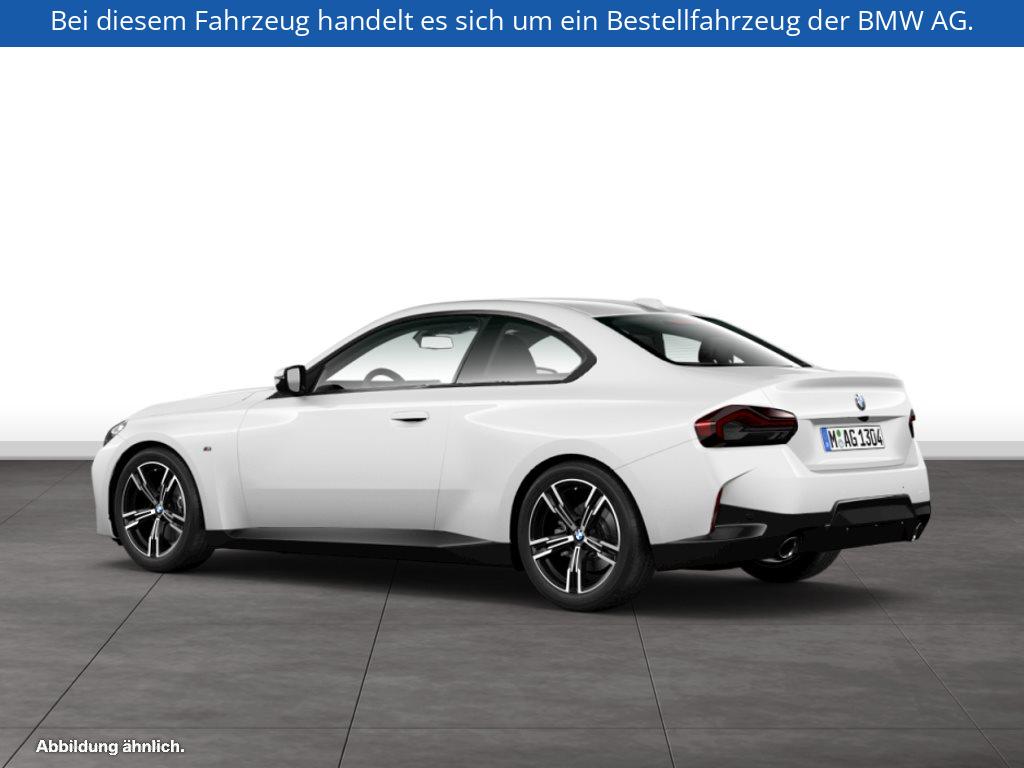 Fahrzeugabbildung BMW 218i Coupé