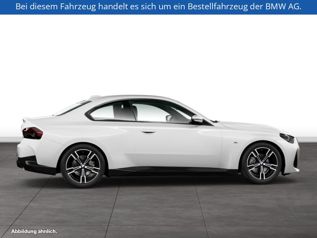 Fahrzeugabbildung BMW 218i Coupé