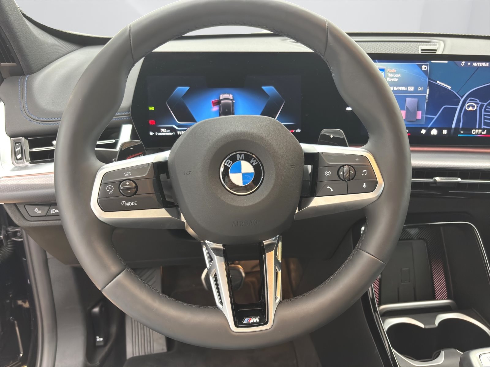 Fahrzeugabbildung BMW X1 sDrive20i [M Sport, AHK, ACC, RFK, SHZ, 18 LMR]