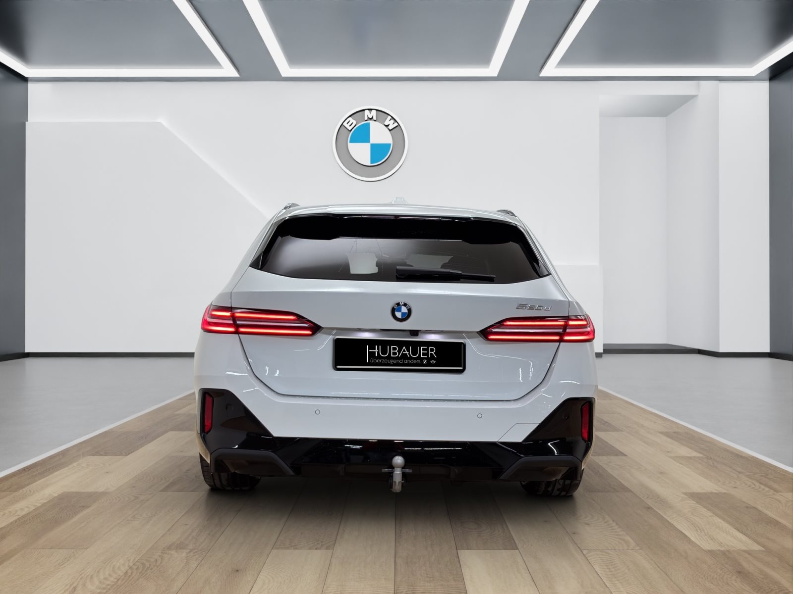 Fahrzeugabbildung BMW 520d Touring [M Sport, AHK, ACC, RFK, h&k Sound]