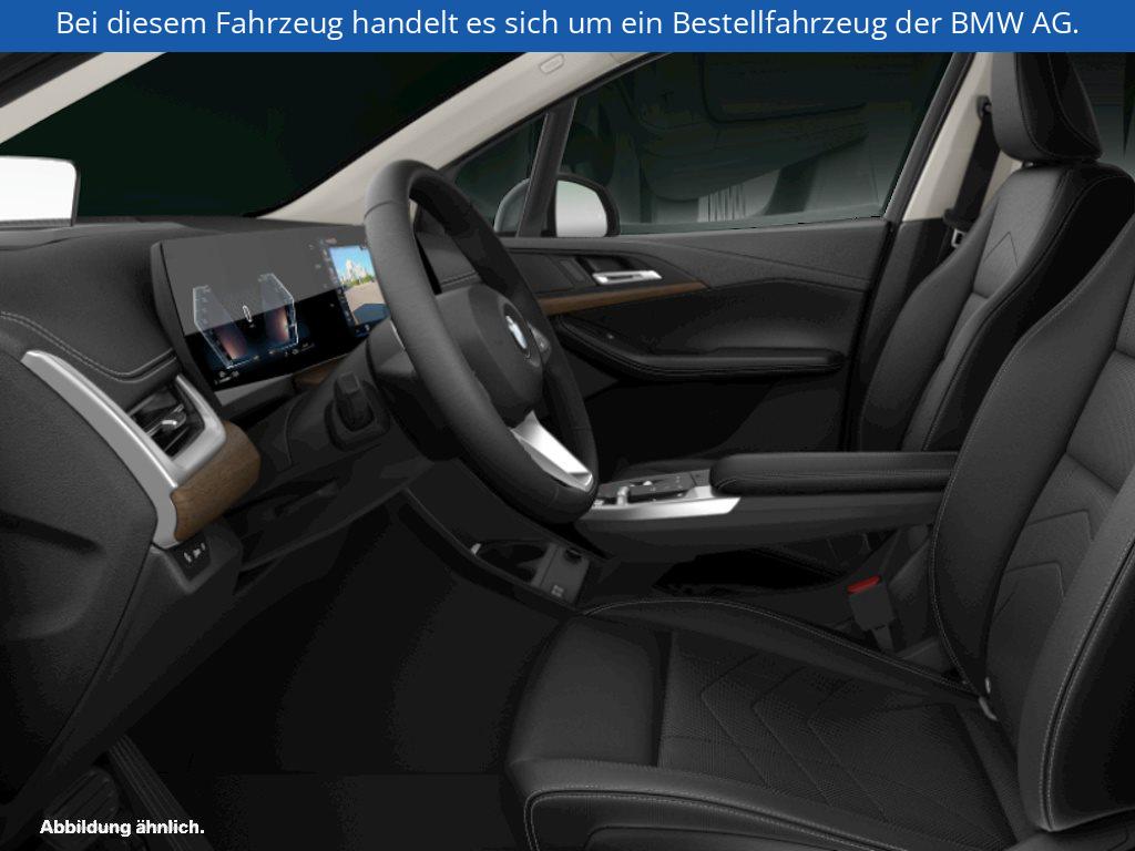 Fahrzeugabbildung BMW 220i Active Tourer