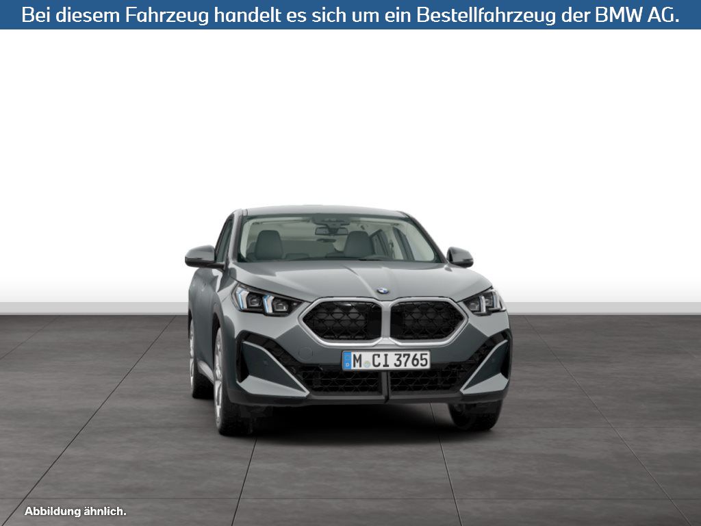 Fahrzeugabbildung BMW X2 sDrive18d