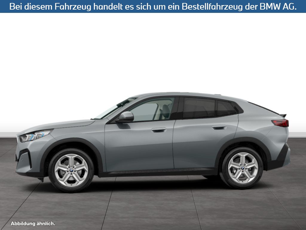 Fahrzeugabbildung BMW X2 sDrive18d