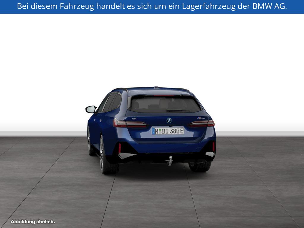Fahrzeugabbildung BMW i5 M60 xDrive Touring