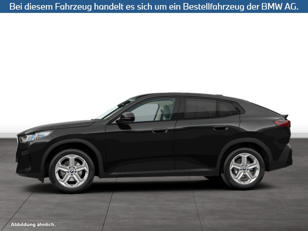 Fahrzeugabbildung BMW X2 sDrive18d
