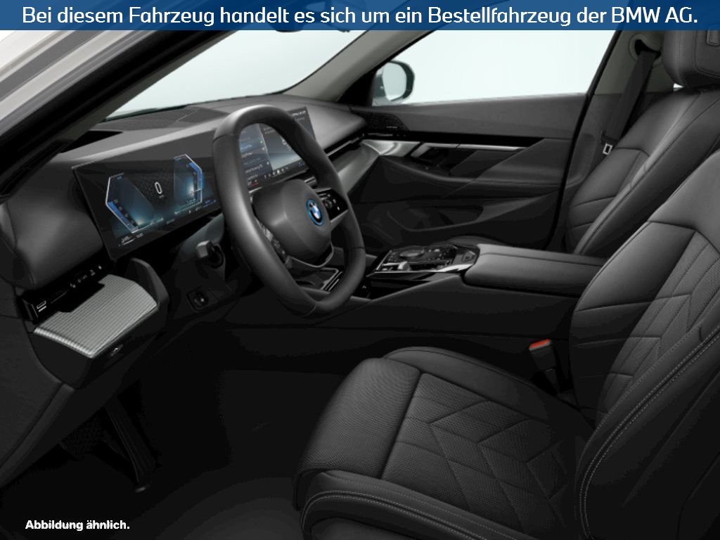 Fahrzeugabbildung BMW 530e Limousine