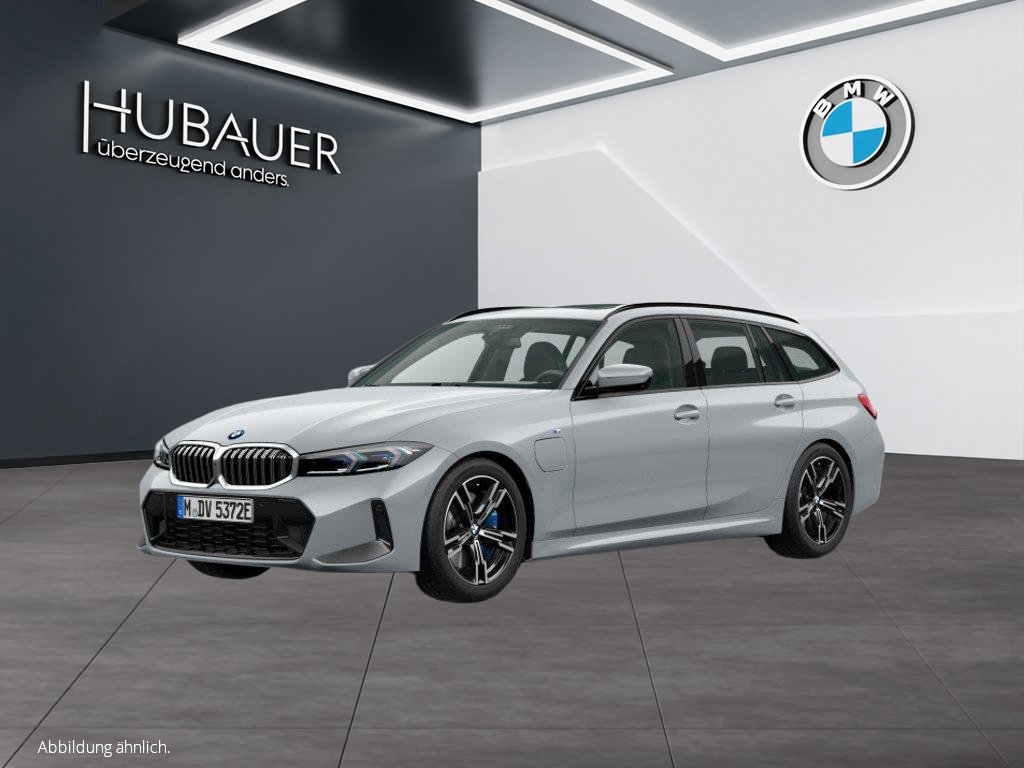 BMW 330e Touring