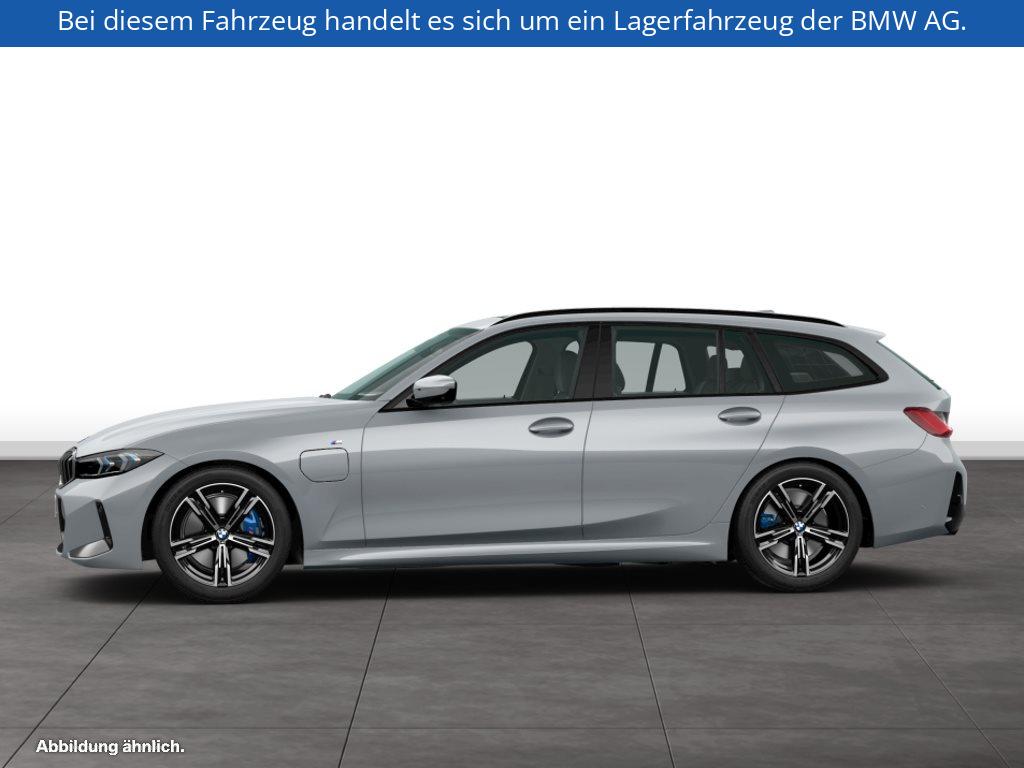Fahrzeugabbildung BMW 330e Touring