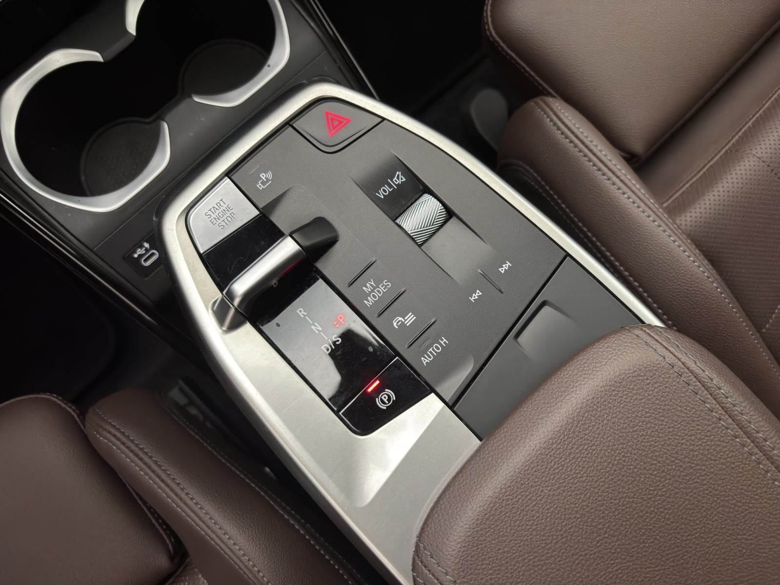 Fahrzeugabbildung BMW X1 xDrive23i [M Sport, ACC, RFK, AHK, LED, SHZ]