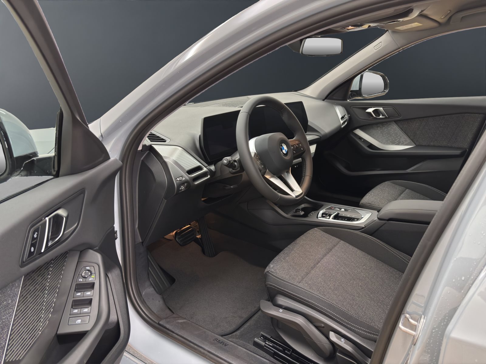 Fahrzeugabbildung BMW 120 [M Sport, Navi, 18 LMR, RFK, SHZ, LED] DAB