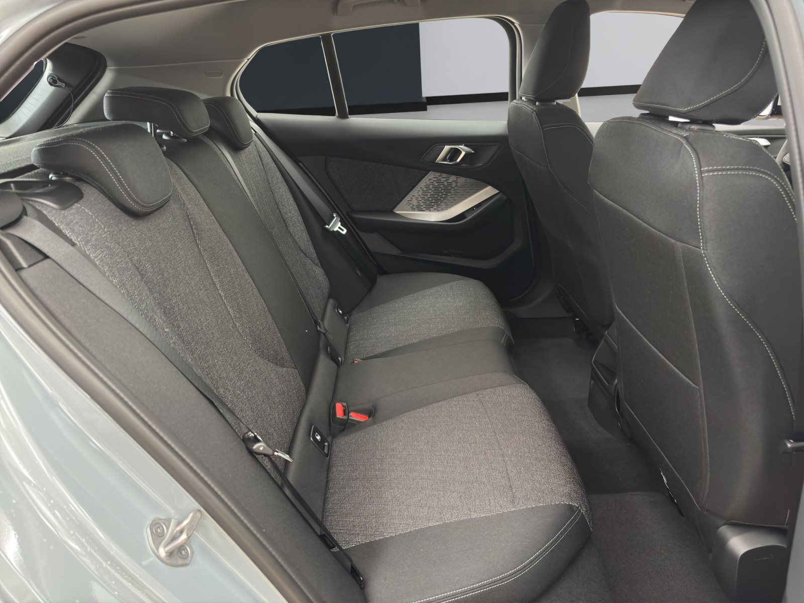 Fahrzeugabbildung BMW 120 [M Sport, Navi, 18 LMR, RFK, SHZ, LED] DAB