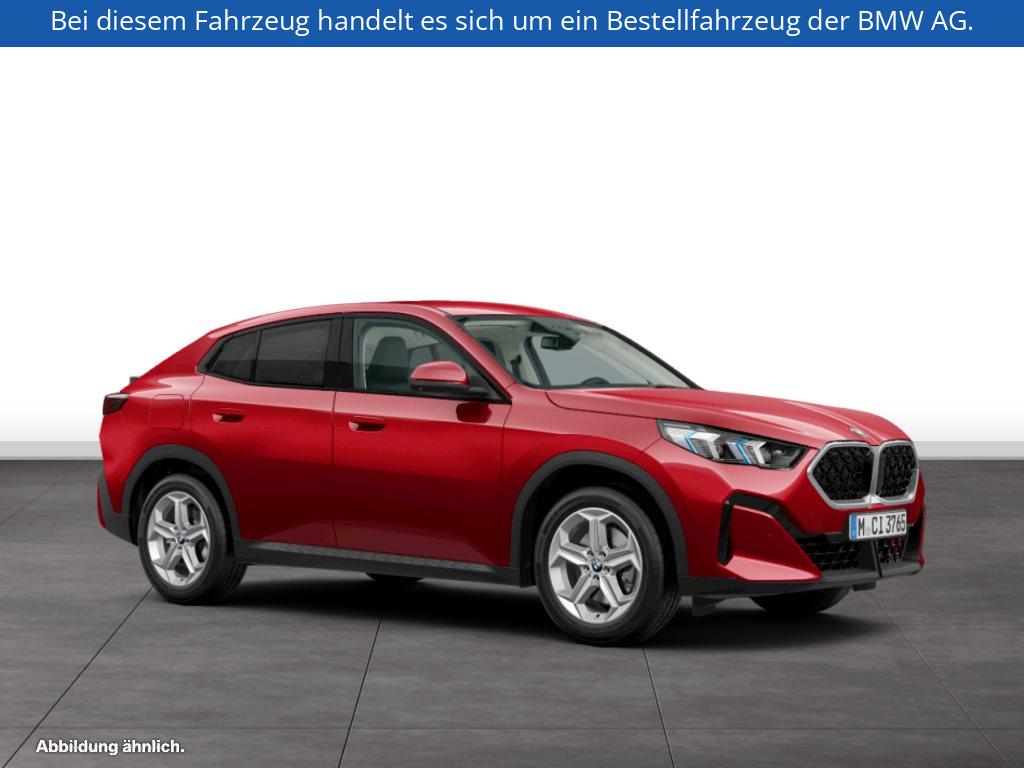 Fahrzeugabbildung BMW X2 sDrive20i