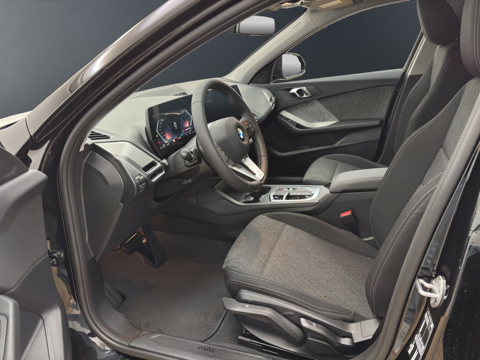 Fahrzeugabbildung BMW 120 [M Sport, Navi, 18 LMR, RFK, SHZ, LED]