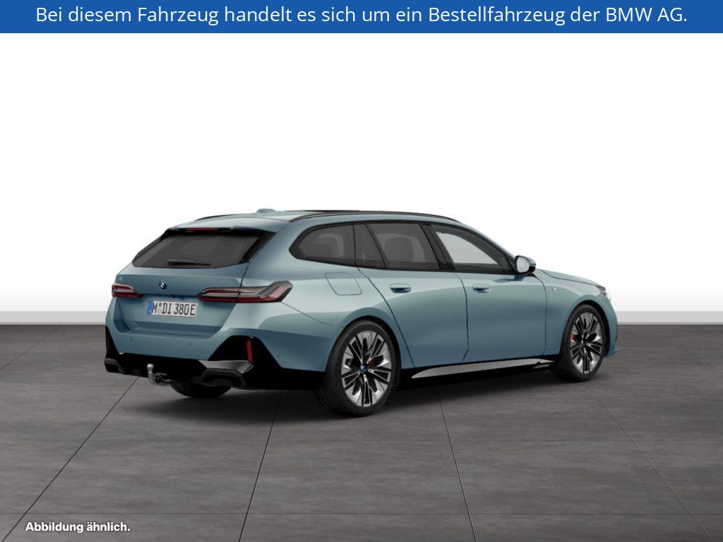 Fahrzeugabbildung BMW i5 eDrive40 Touring