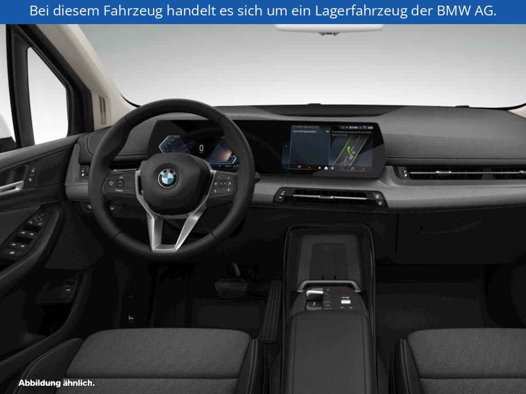 Fahrzeugabbildung BMW 220i Active Tourer