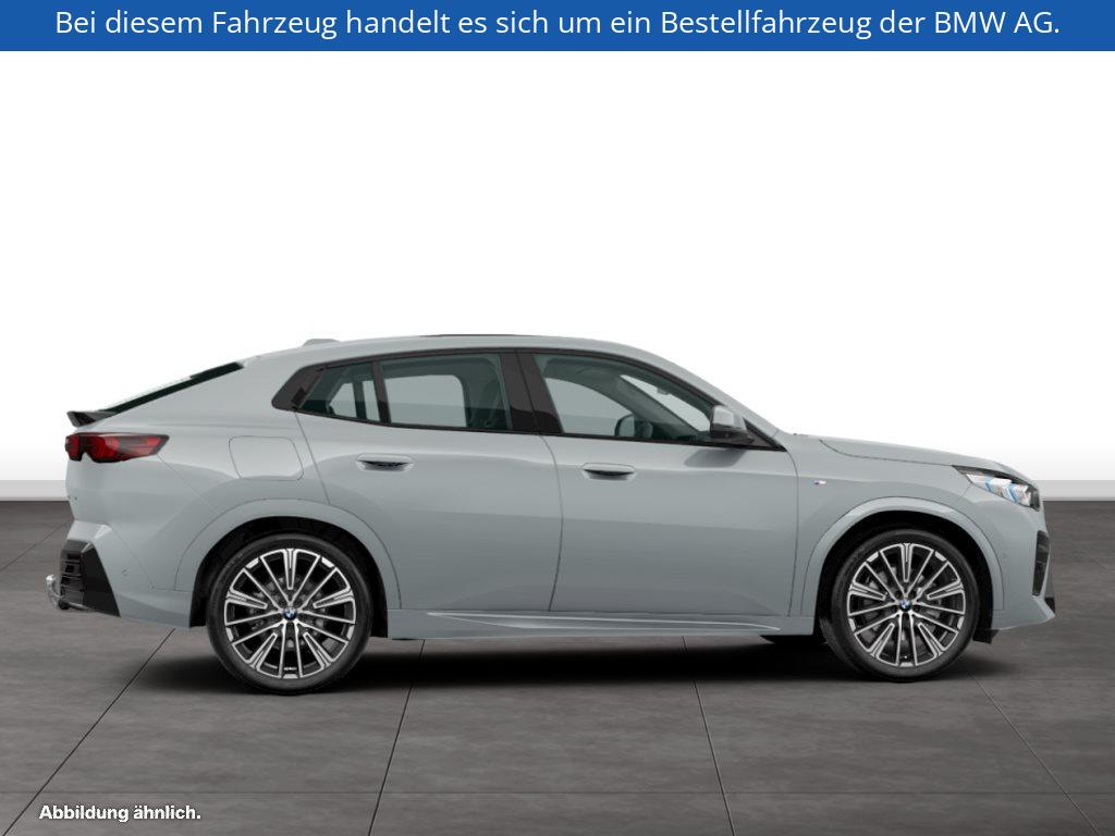 Fahrzeugabbildung BMW X2 sDrive20i