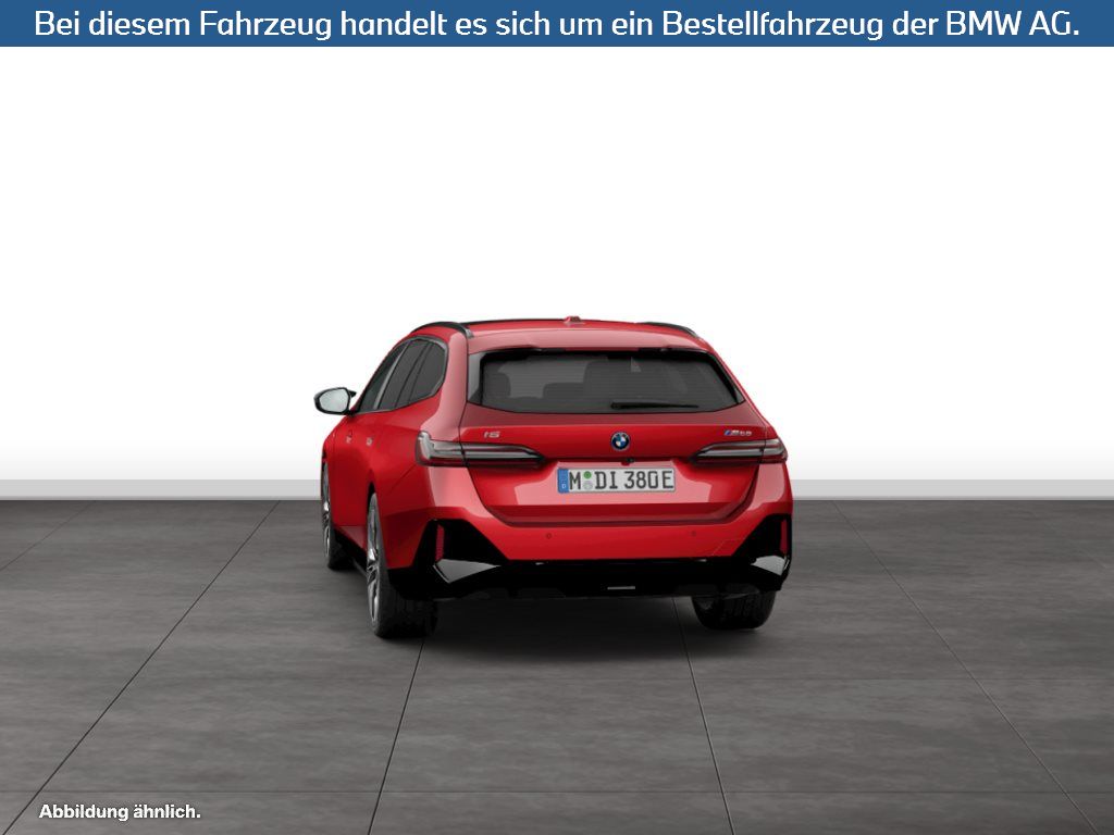Fahrzeugabbildung BMW i5 M60 xDrive Touring