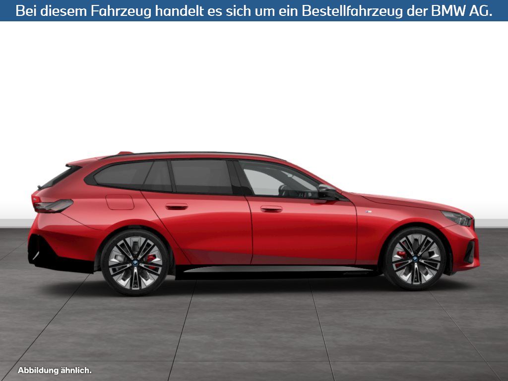 Fahrzeugabbildung BMW i5 M60 xDrive Touring