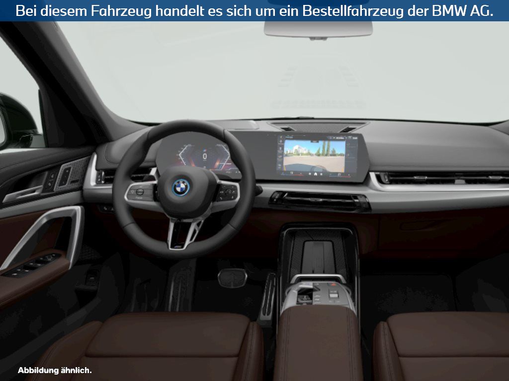 Fahrzeugabbildung BMW iX1 xDrive30