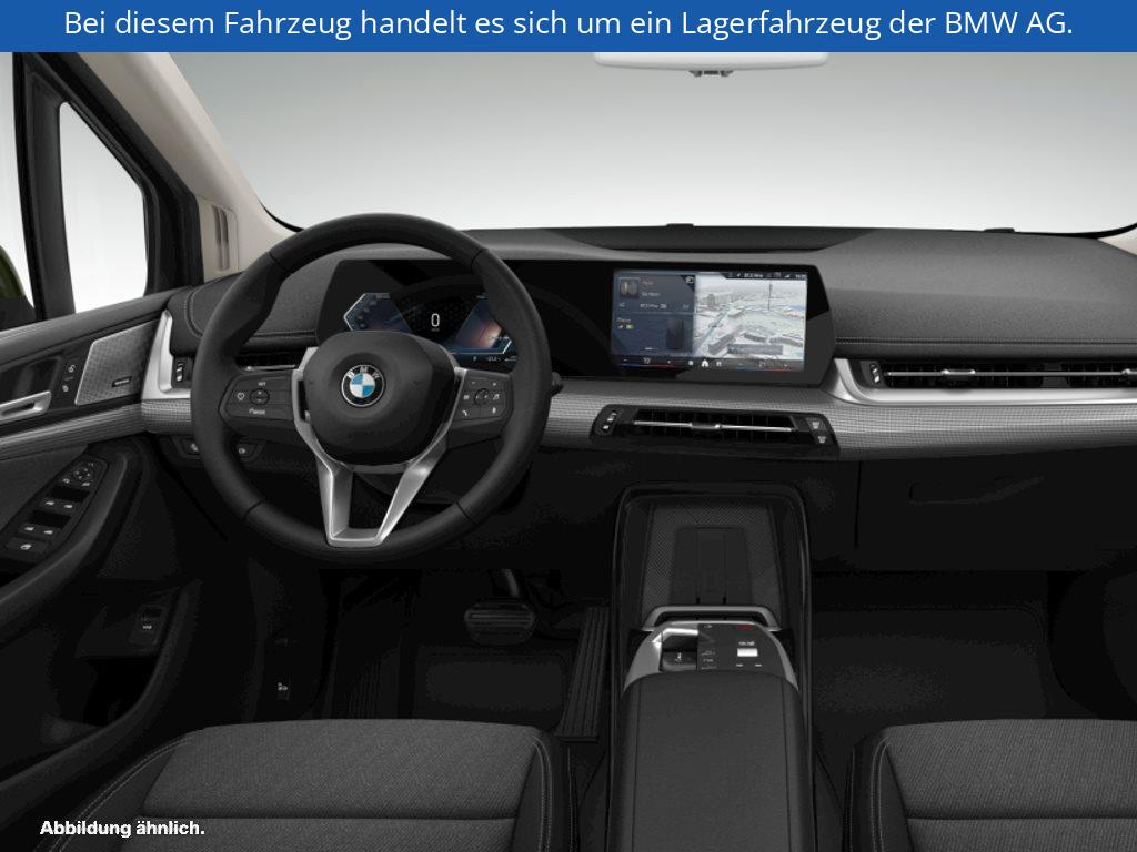Fahrzeugabbildung BMW 220i Active Tourer