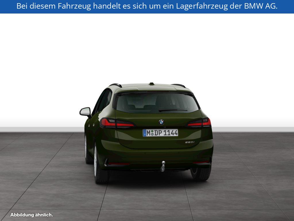 Fahrzeugabbildung BMW 220i Active Tourer