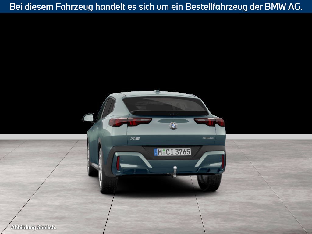 Fahrzeugabbildung BMW X2 sDrive20i