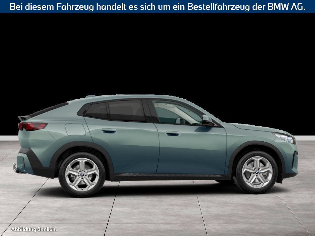 Fahrzeugabbildung BMW X2 sDrive20i