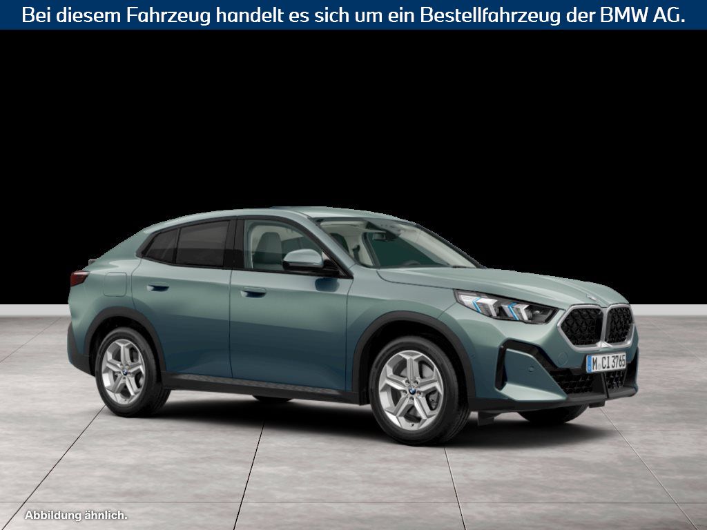Fahrzeugabbildung BMW X2 sDrive20i