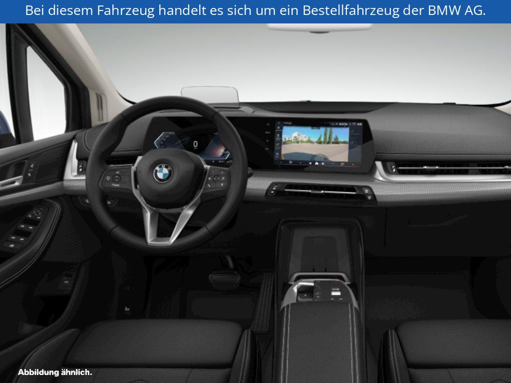 Fahrzeugabbildung BMW 220i Active Tourer