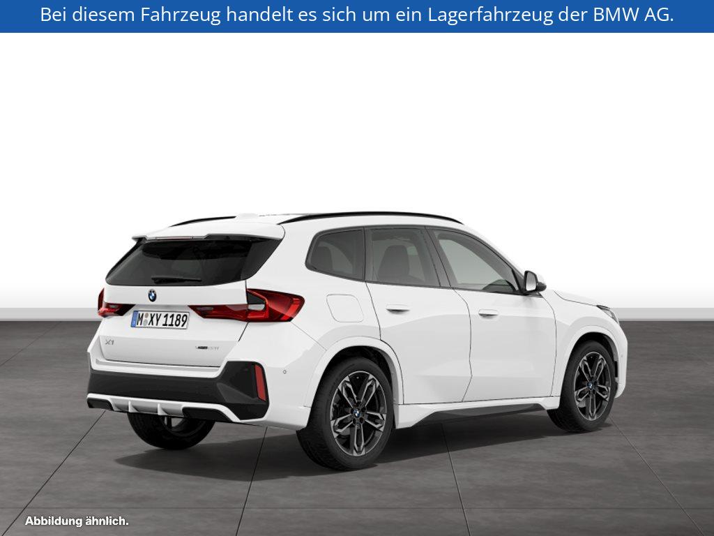 Fahrzeugabbildung BMW X1 xDrive23i