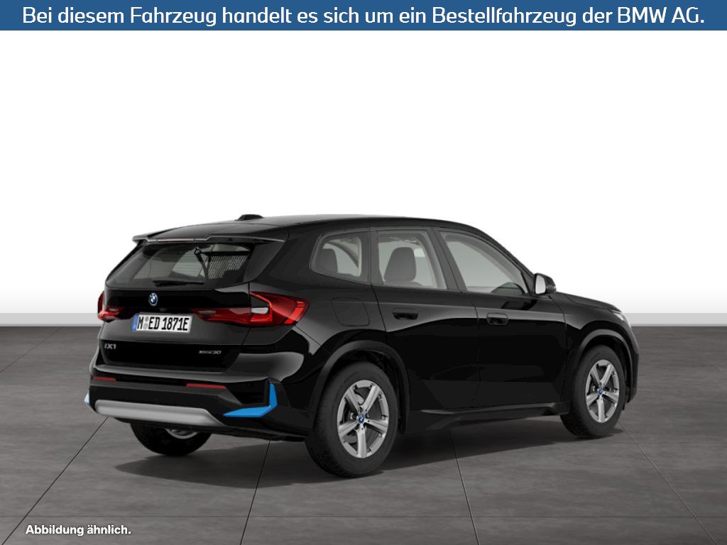Fahrzeugabbildung BMW iX1 xDrive30