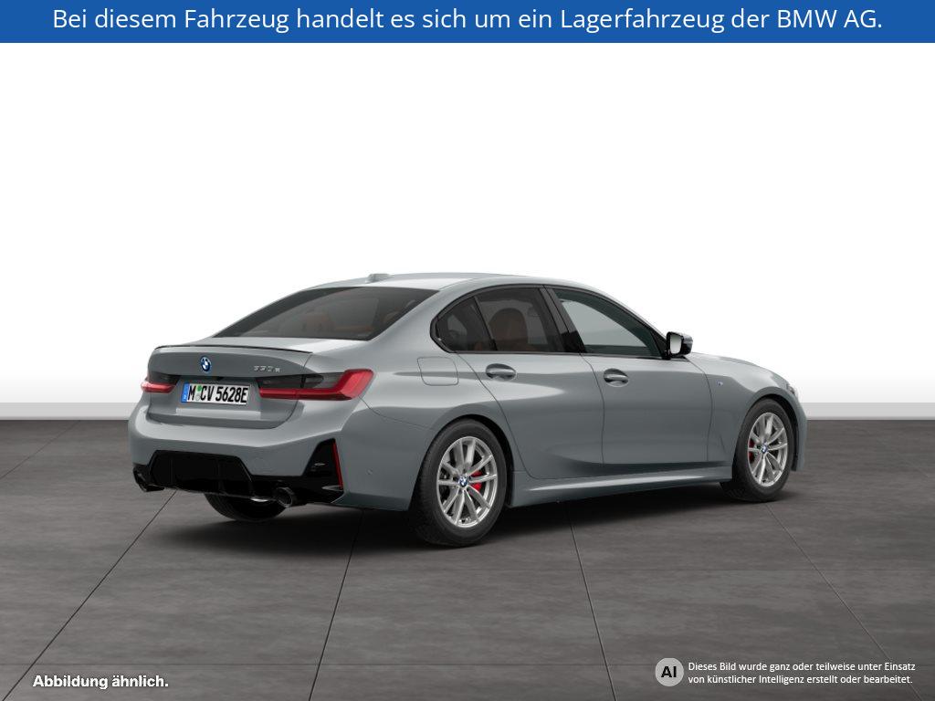 Fahrzeugabbildung BMW 330e Limousine