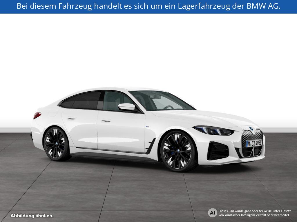 Fahrzeugabbildung BMW i4 xDrive40 Gran Coupé