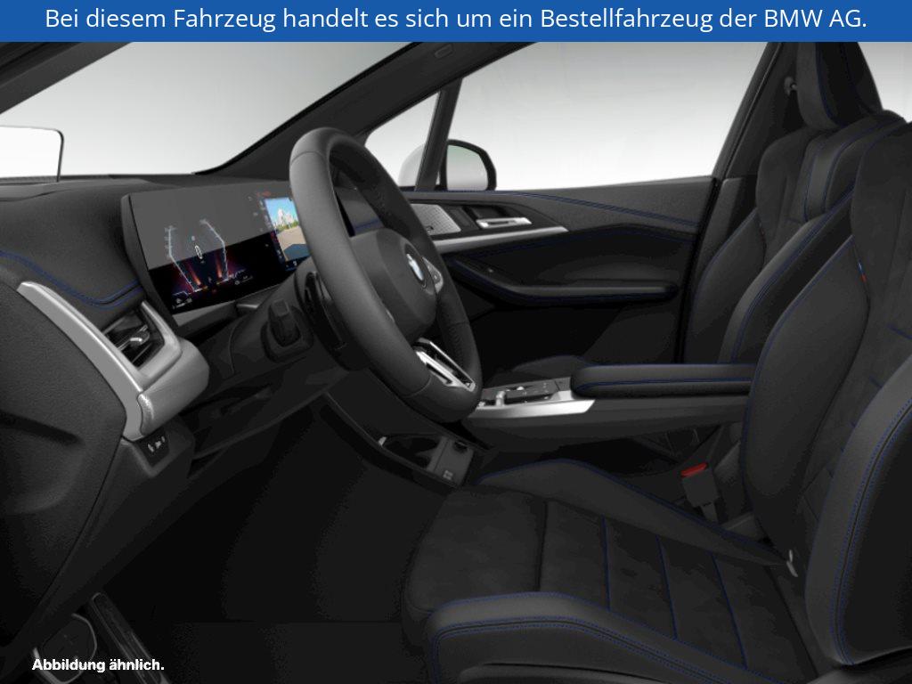 Fahrzeugabbildung BMW 218i Active Tourer