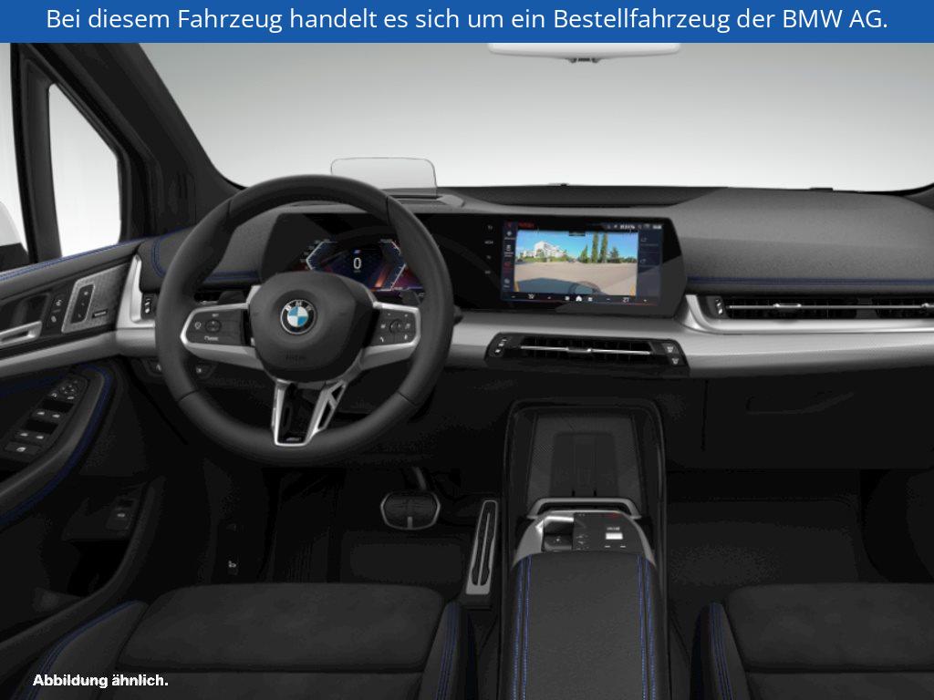 Fahrzeugabbildung BMW 218i Active Tourer